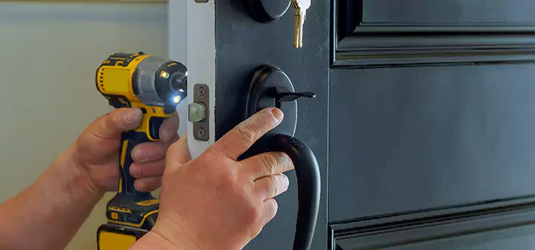 Locksmith Emergency Service Radcliff